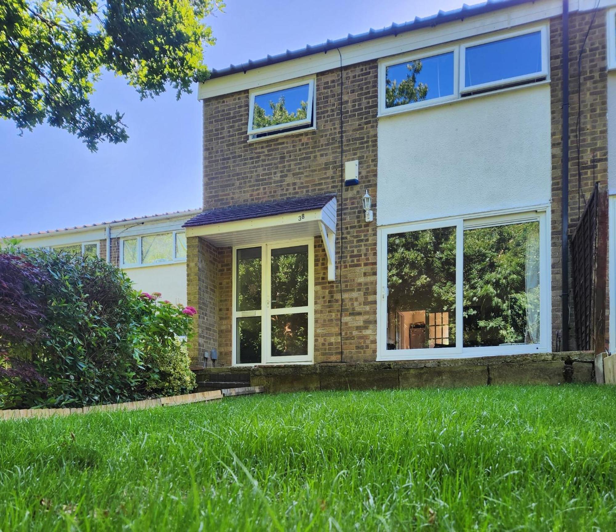 Twin Room In Crawley,Gatwick,West Sussex Ifield Dış mekan fotoğraf
